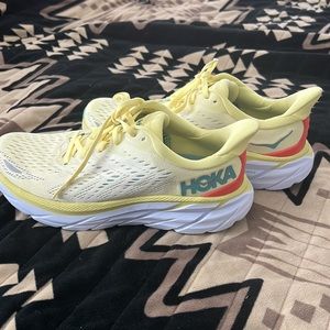 HOKA Women's Clifton 8 Running Shoes